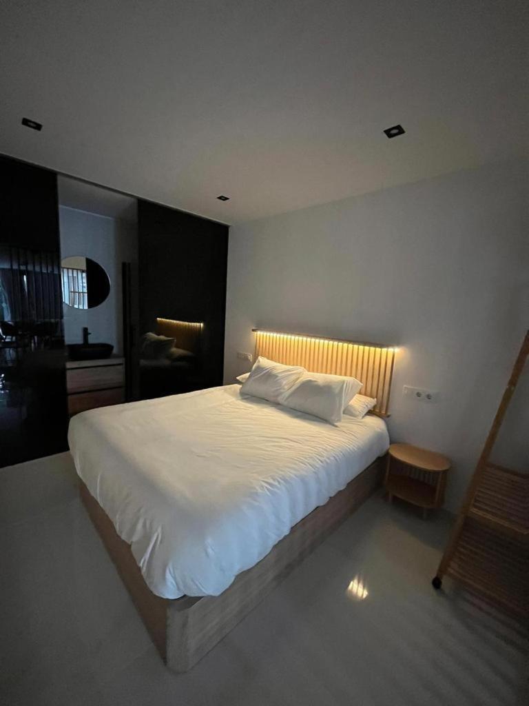 Suite Playamar Con Jacuzzi Торремолинос Экстерьер фото