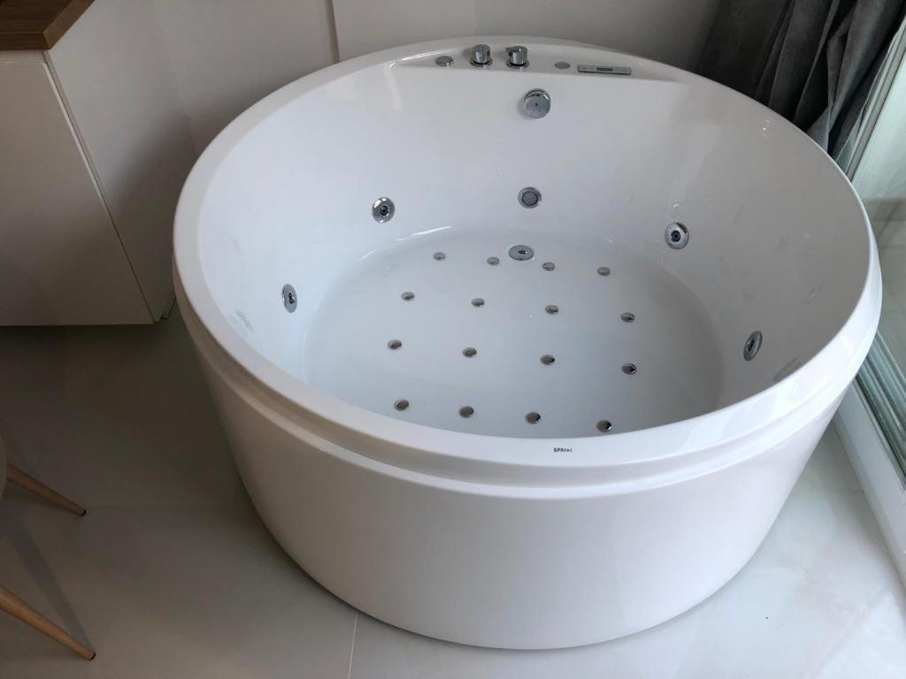 Suite Playamar Con Jacuzzi Торремолинос Экстерьер фото